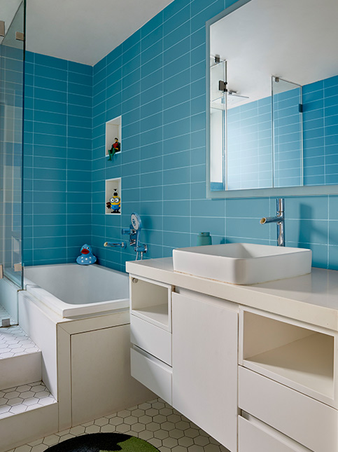 Blue Wall Tiles and White Floor Tiles Bathroom - Beautiful Homes