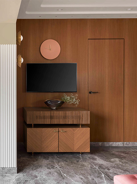 Purvi Shah Interiors.jpg	wooden-hidden-door	Wooden Hidden Door In Living Room - Beautiful Homes	Wooden Hidden Door In Living Room - Beautiful Homes