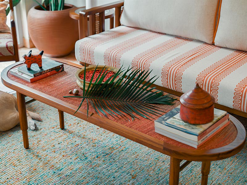 Curved edges coffee table – Beautiful Homes