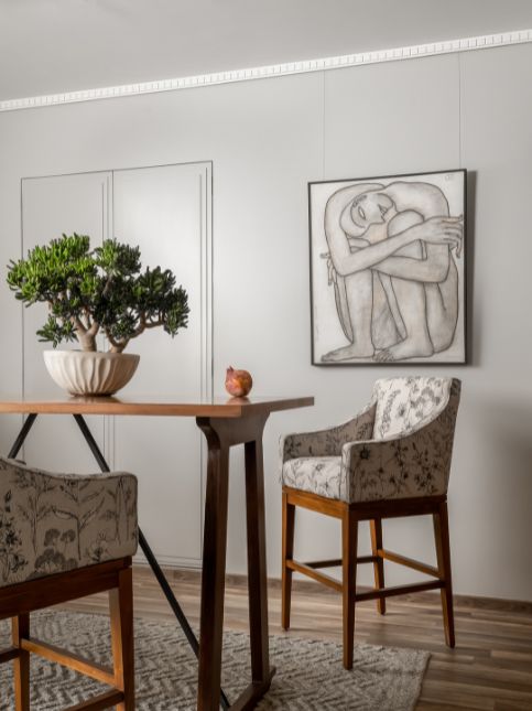 Abstract Wall Art On White Wall - Beautiful Homes