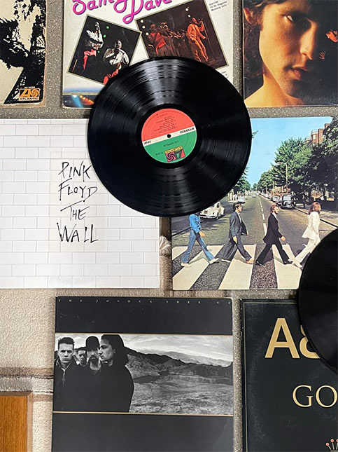 Vinyl music records – Beautiful Homes