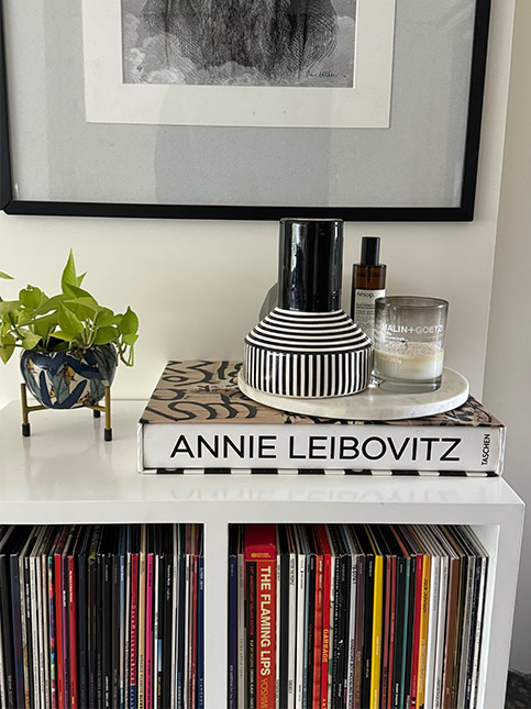 Chic white table design - Beautiful Homes