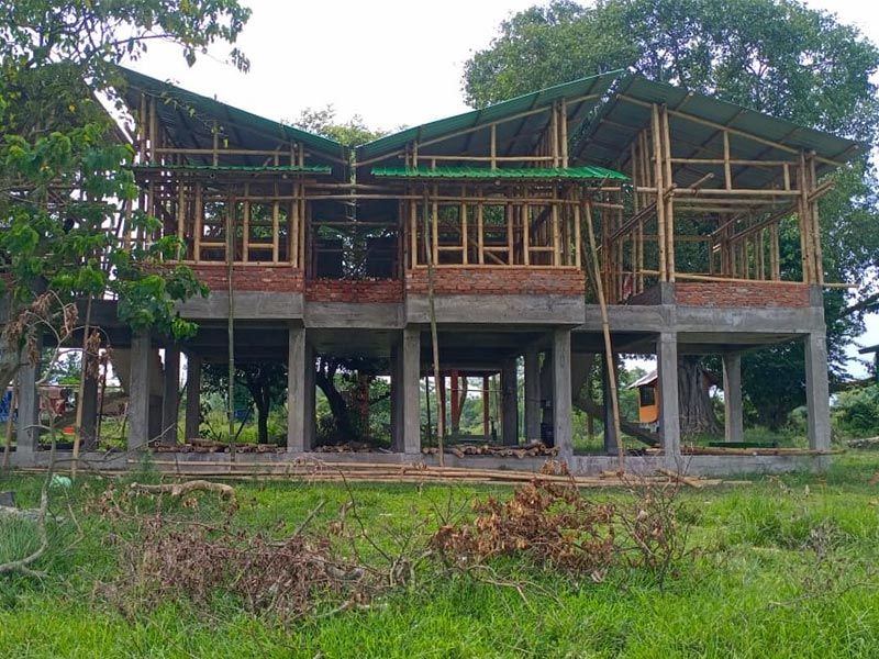 Local bamboo-based exteriors - Beautiful Homes