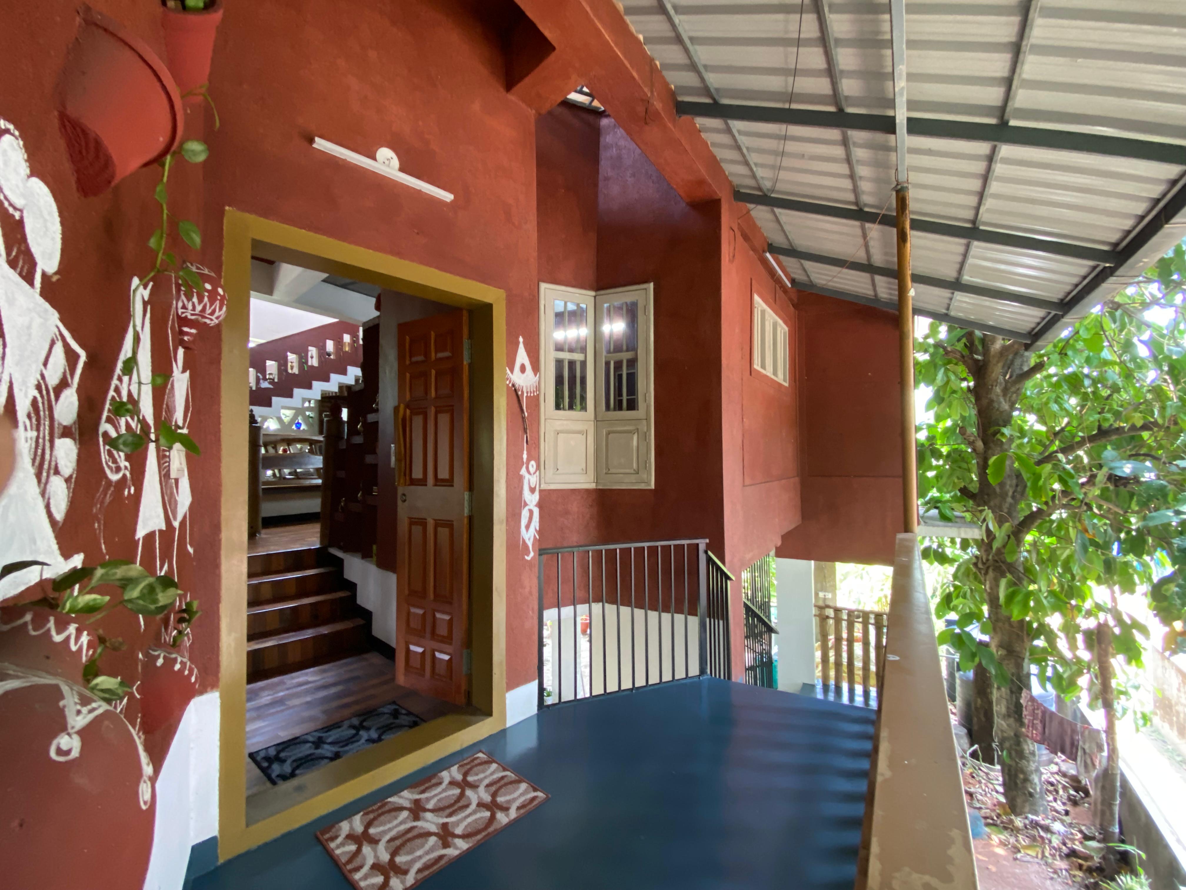 Warli painting on walls – Beautiful Homes