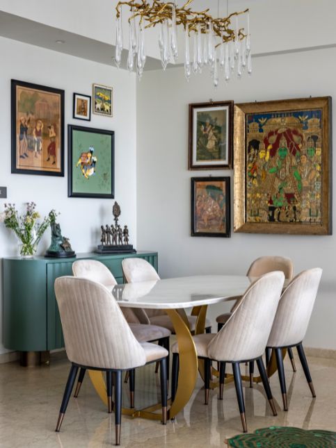 Small Italian marble dining table - Beautiful Homes