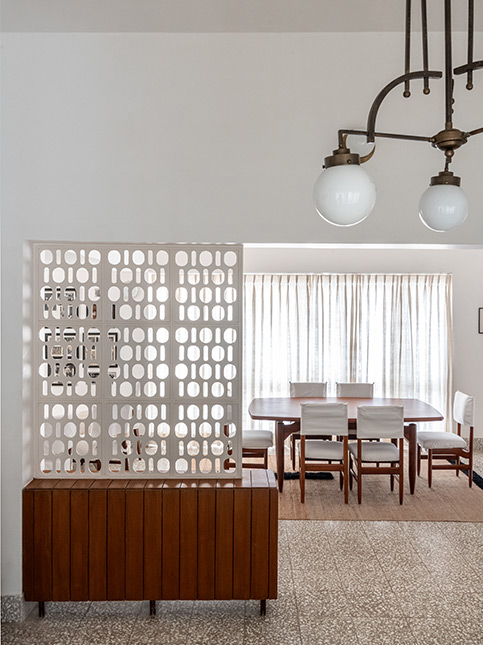 White Wall Separator with Circle Cut-Outs - Beautiful Homes