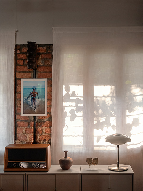 Classic brick wall design - Beautiful Homes