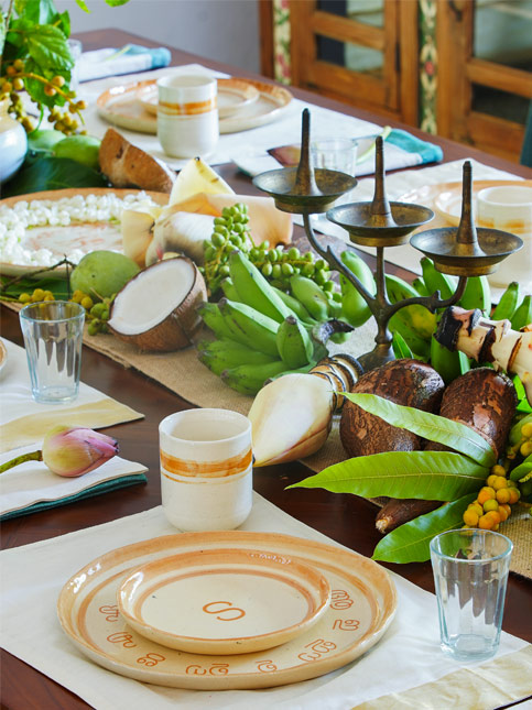 Ceramic Plates - Beautiful Homes