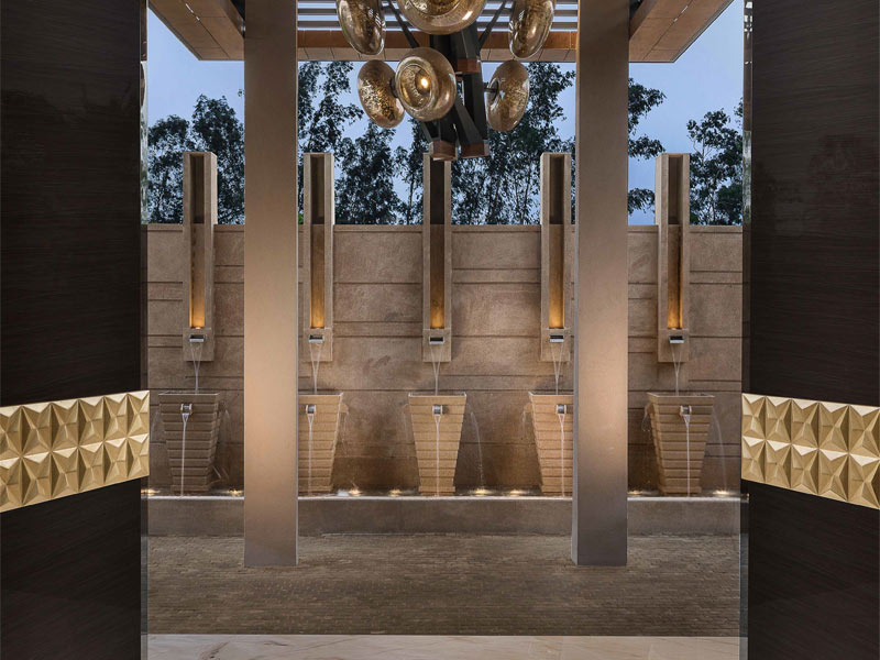 Minimal Yet Sophisticated Fountain Design on A Boundary Wall - Beautiful Homes