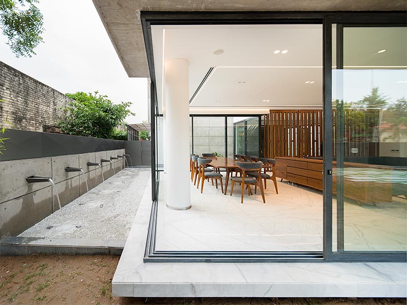 Simple And Basic Wall Fountain Design - Beautiful Homes