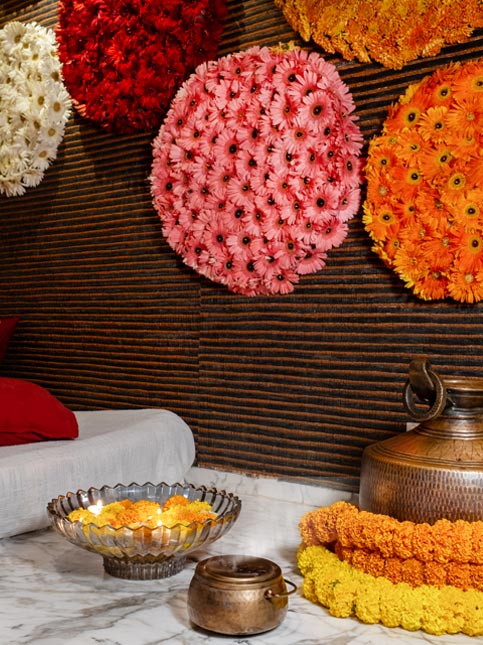 Flower panelled wall for home – Beautiful Homes