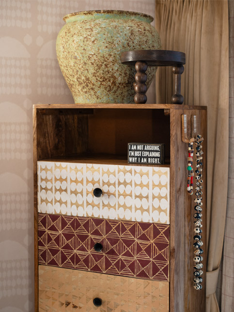 Patterned corner accents – Beautiful Homes