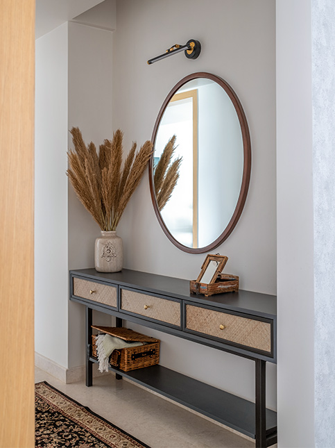 Beautiful Pampas Grass Décor in The Hallway - Beautiful Homes