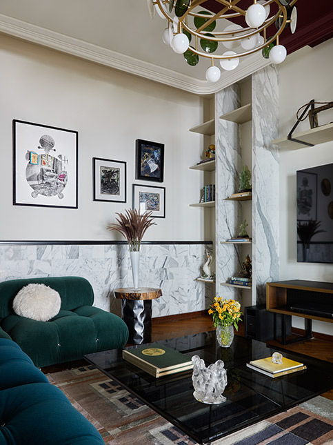 Pampas Grass Décor in Living Room - Beautiful Homes