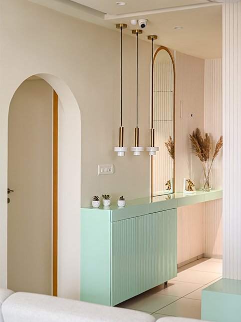 Cute Pastel Room with Pampas Grass Décor - Beautiful Homes