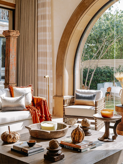 Mediterranean Aesthetic Arched Window - Beautiful Homes