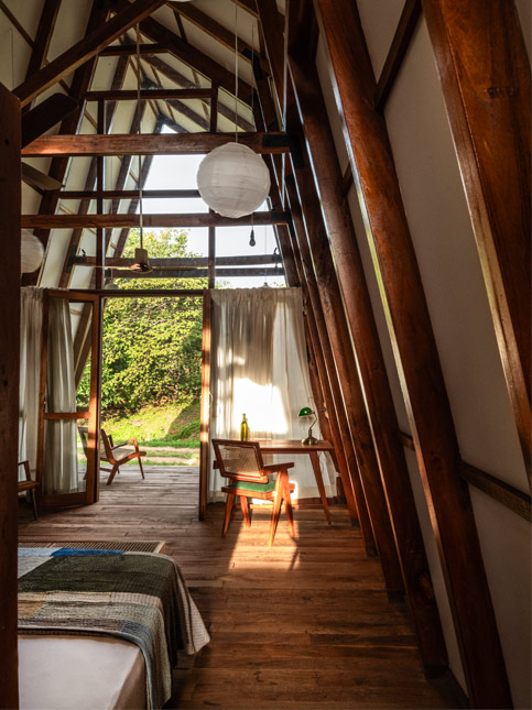 The prototype house made of local materials - Beautiful Homes