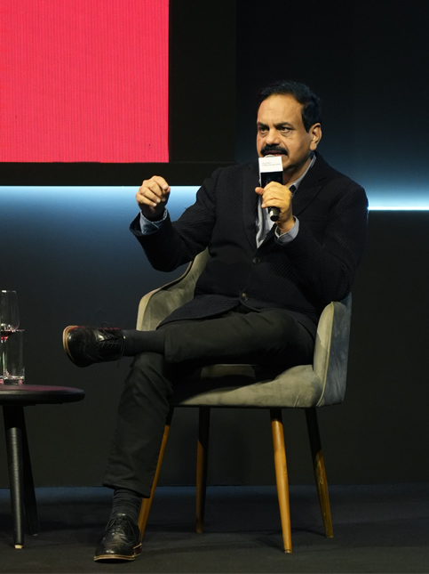 MD and CEO Amit Syngle of Asian Paints - Beautiful Homes