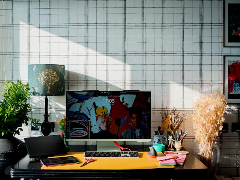 Black desk design – Beautiful Homes