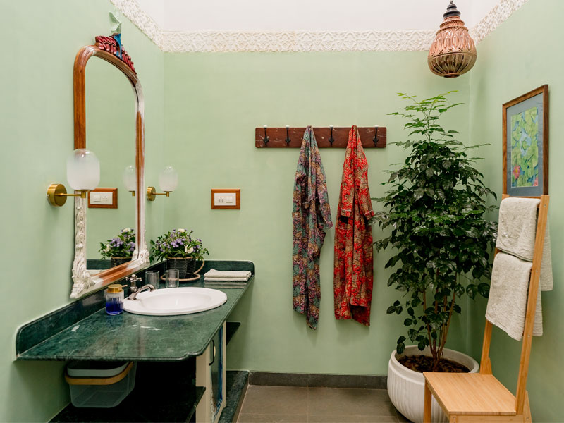 Sage green bathroom design – Beautiful Homes