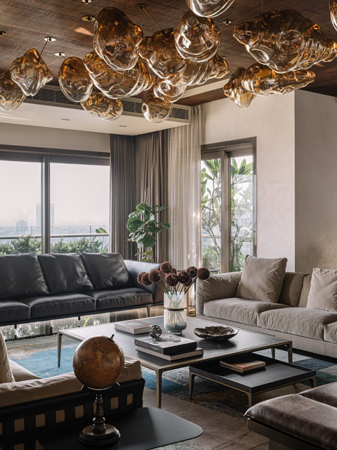 Elegant chandelier – Beautiful Homes