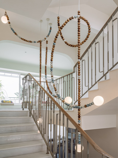 Statement ceiling lights – Beautiful Homes