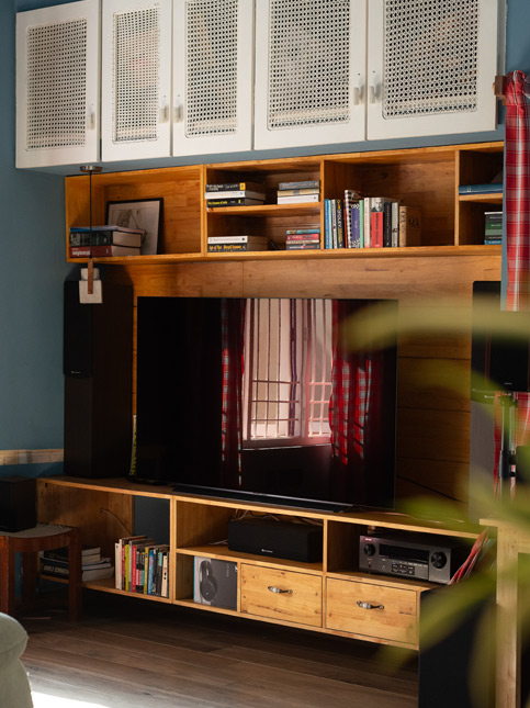 TV unit design with overhead cabinets - Beautiful Homes