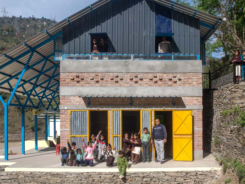 Children at rural school – Beautiful Homes