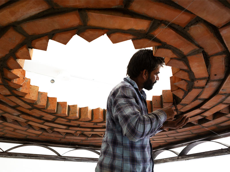 Intricate circular brick ceiling – Beautiful Homes