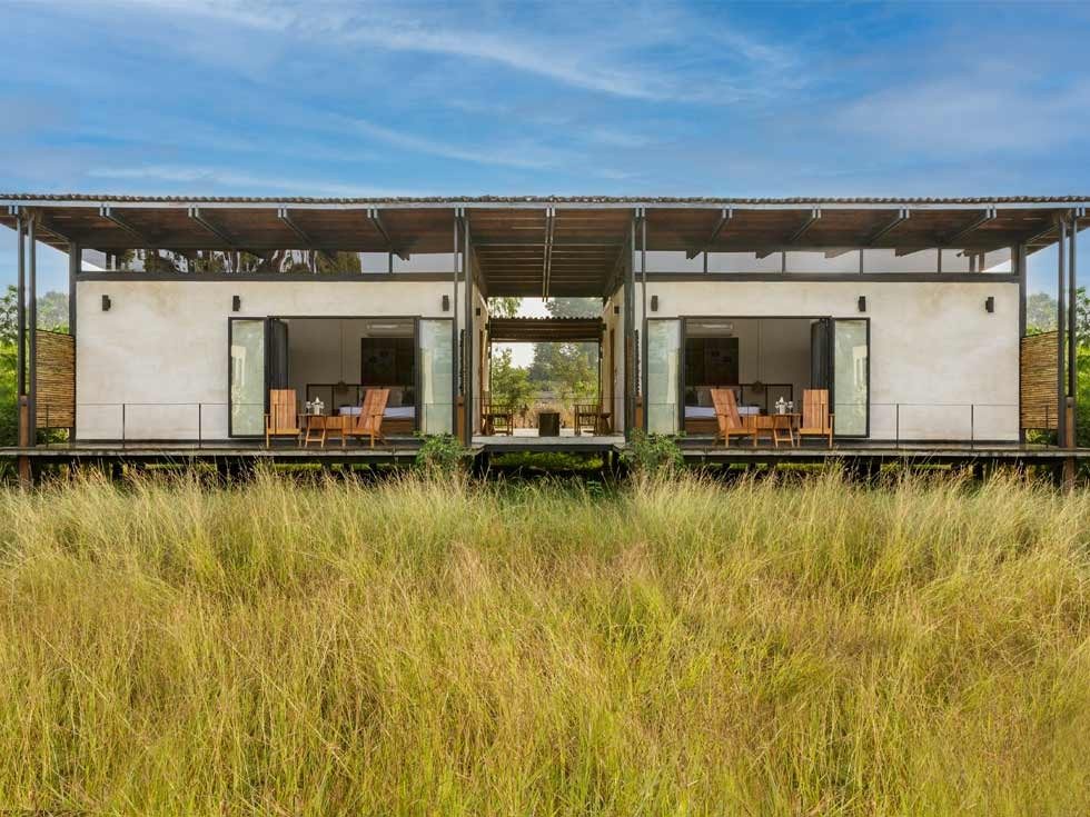 Simplistic Stay in the Open Jungle - Beautiful Homes