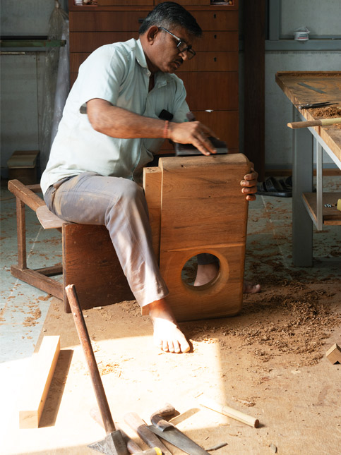 Coffee table carpentry work - Beautiful Homes