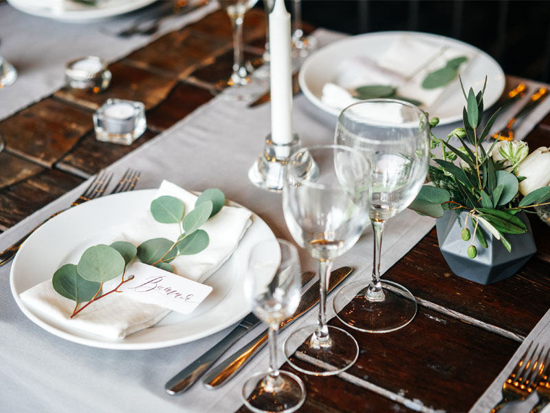 White Classy Dining Arrangement - Beautiful Homes