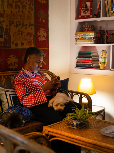 Cane Furniture in Living Room - Beautiful Homes