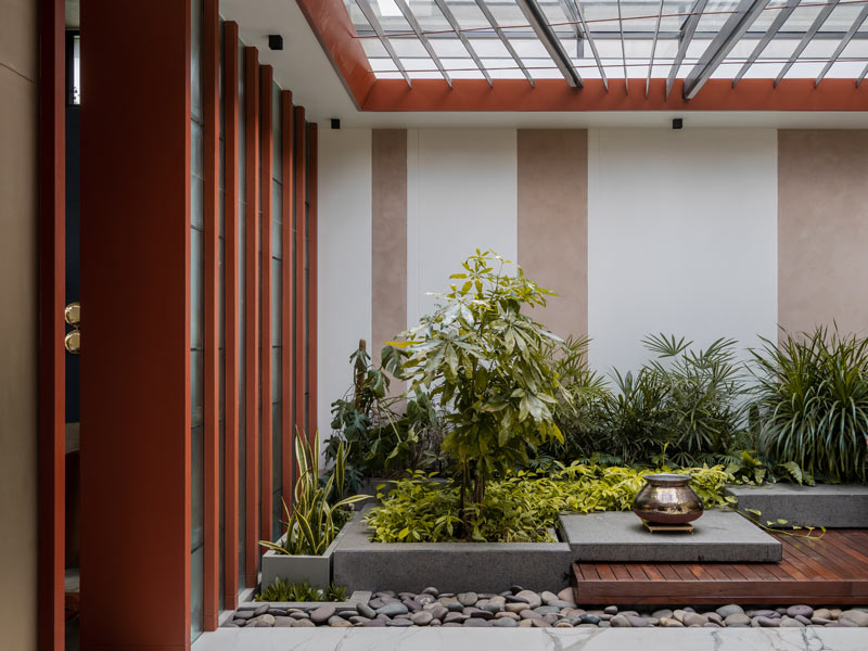 Metal and glass skylit entry space – Beautiful Homes