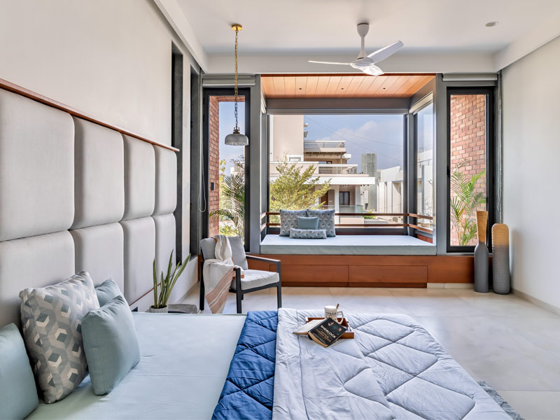 Bedroom window nook design - Beautiful Homes