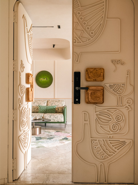 Main door with motifs – Beautiful Homes