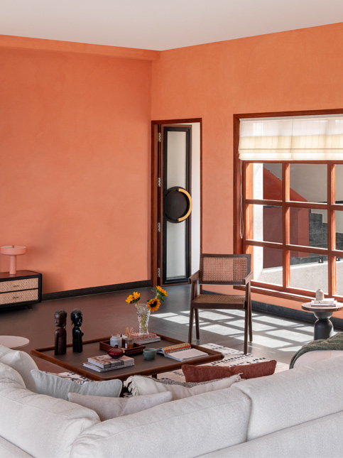 Immersive tangerine home theatre – Beautiful Homes