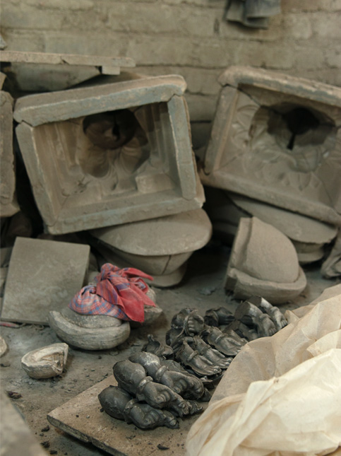 Torso and hands moulds – Beautiful Homes