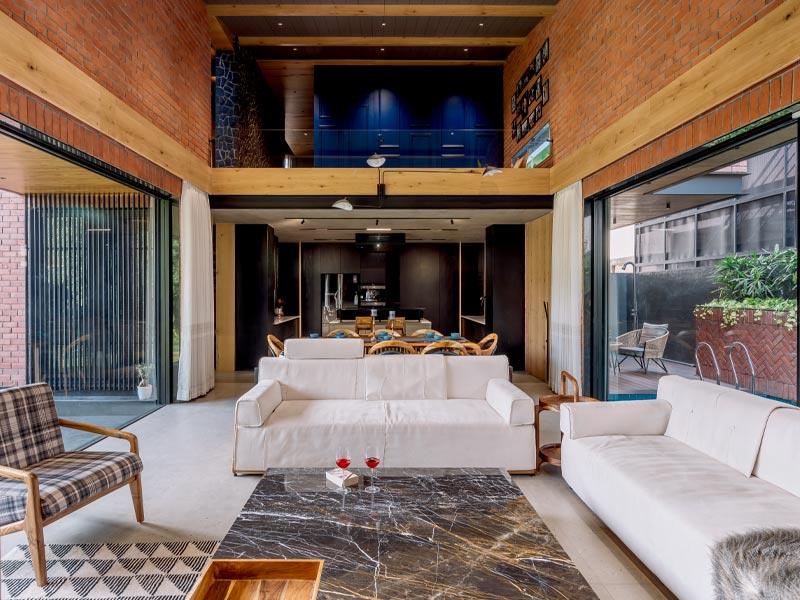 Minimalist interiors designed to highlight the architecture of the house – Beautiful Homes