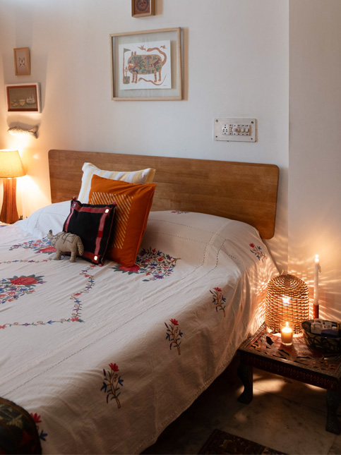 Layered prints and textures in Vidush’s bedroom – Beautiful Homes