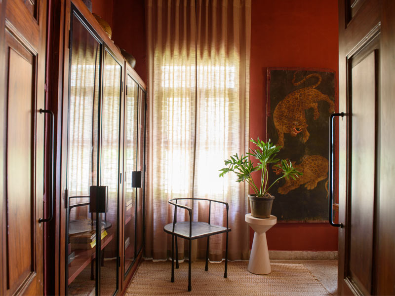 Earthy corridor with wooden cabinets – Beautiful Homes