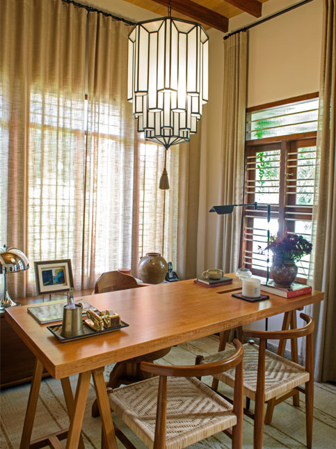 Wooden desk with modern lighting – Beautiful Homes