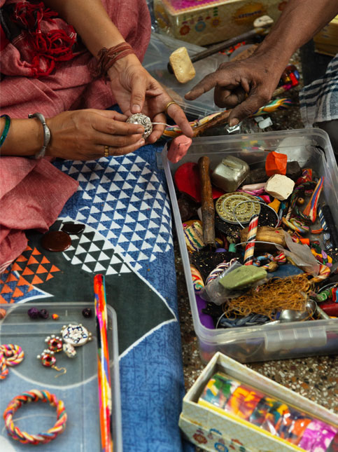 Gulrukh working with her father in Jaipur - Beautiful Homes