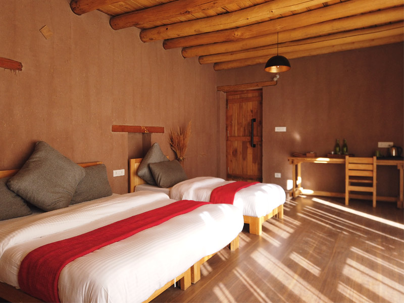 Stone and mud wall maintaining thermal balance in Ladakh – Beautiful Homes