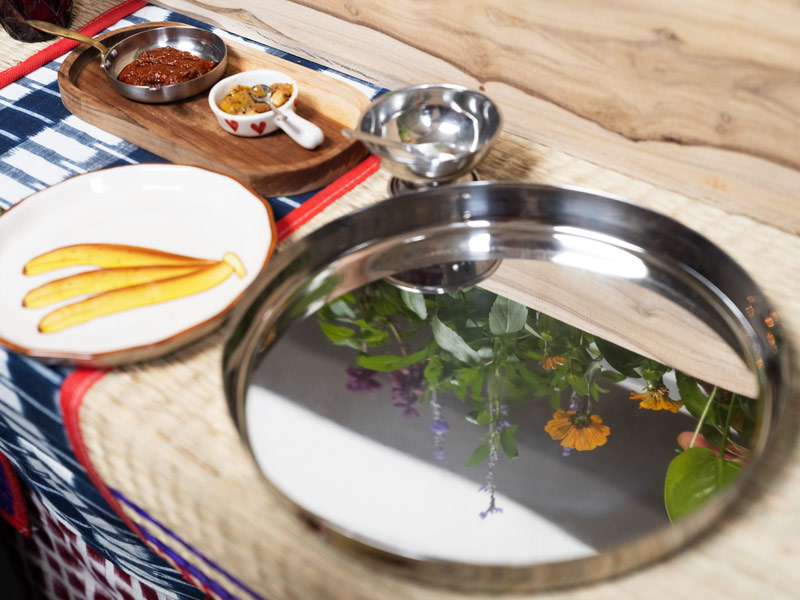 Reddy builds a gentle, layered setting that complements rather than competes with the visual and textural richness of an Indian meal – Beautiful Homes