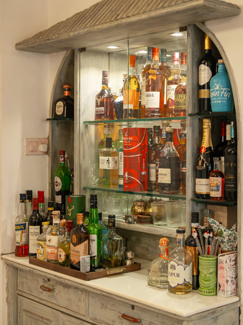 Chef Martins’ home bar – Beautiful Homes
