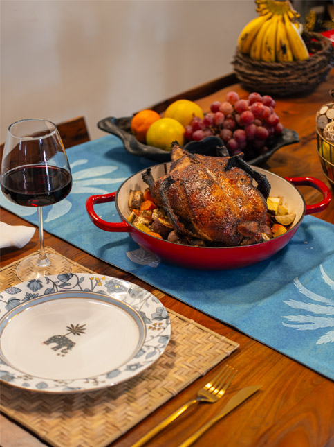 The table is laid for a family Christmas feast! – Beautiful Homes