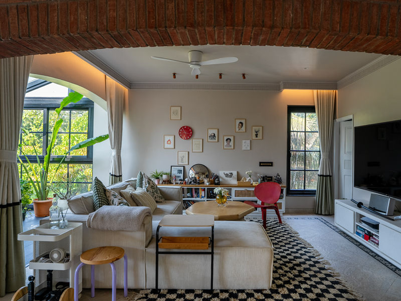 Ayushmaan Bedroom living corner – Beautiful Homes