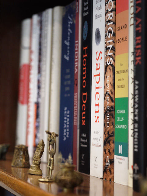 Brass trinkets on a shelf – Beautiful Homes