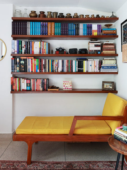 Floating shelves in home office – Beautiful Homes